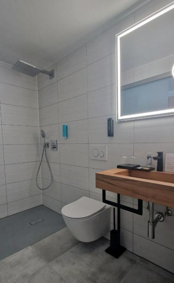 Hotel Rhin Inn Fehrbellin ภายนอก รูปภาพ
